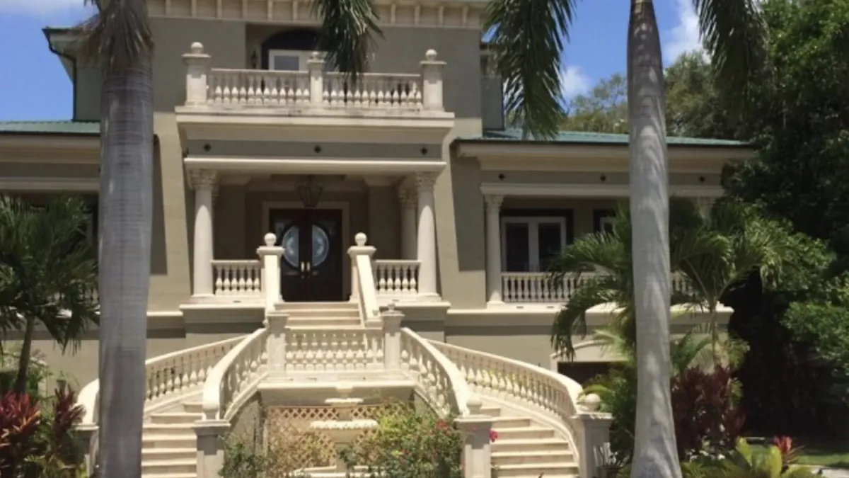 A freshly painted Florida home exterior in Palm Harbor